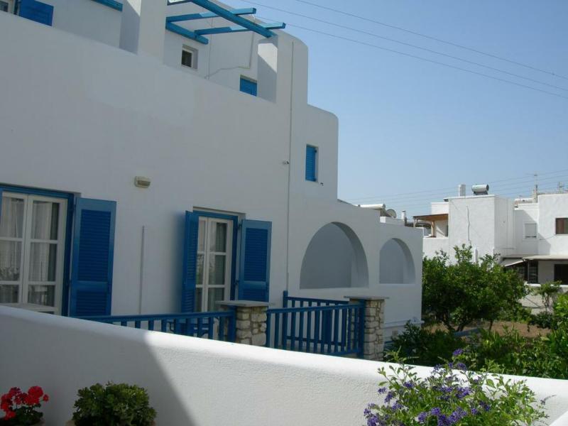 باروس Aegeon Pension المظهر الخارجي الصورة